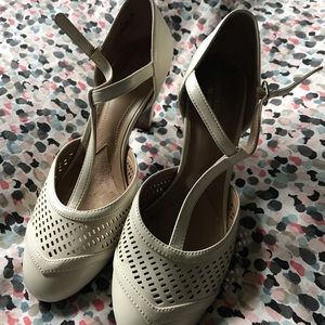 White lattice heels by naturalizer.